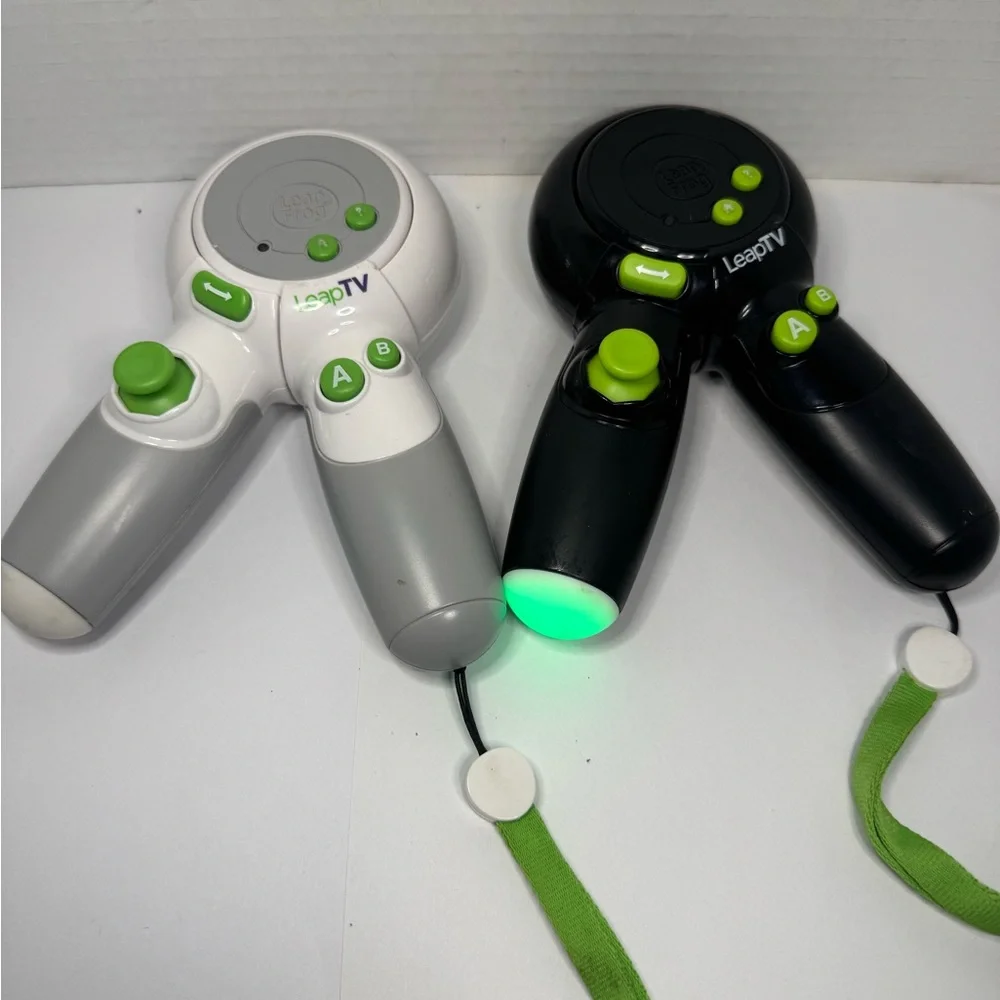 Leap Frog Leap TV Educational Active Video Gaming System Remotes, Black & White